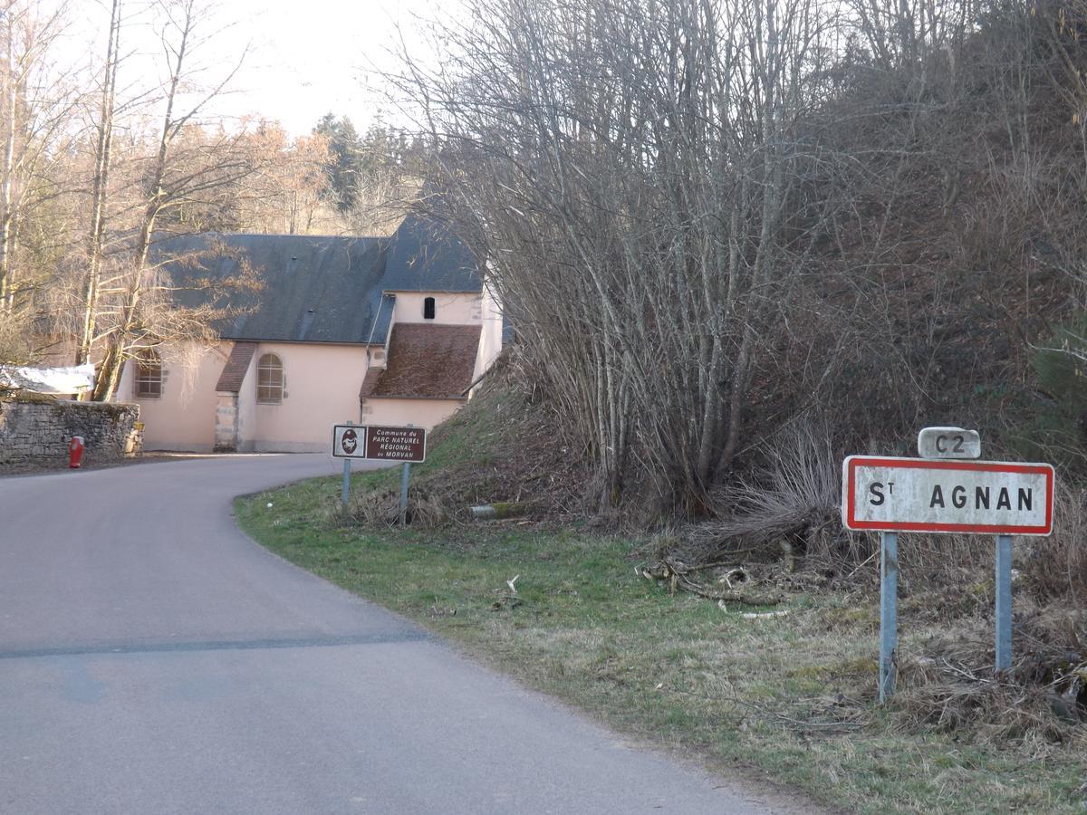 La Vieille Auberge Du Lac Saint-Agnan  Экстерьер фото